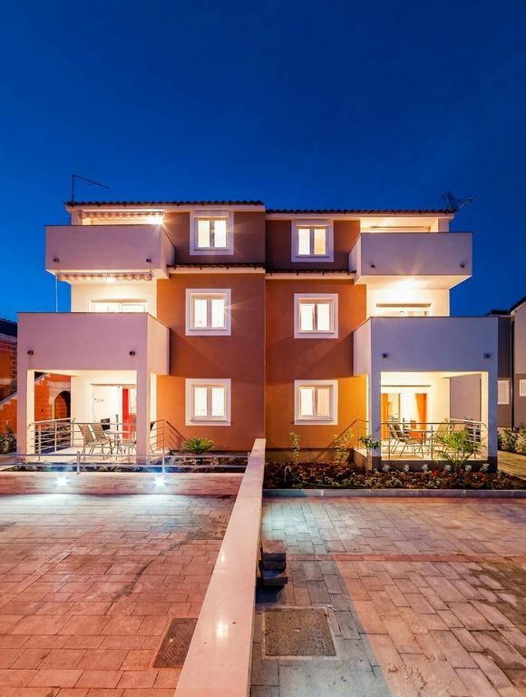 Apartments Hrvoje Vodice Exterior photo